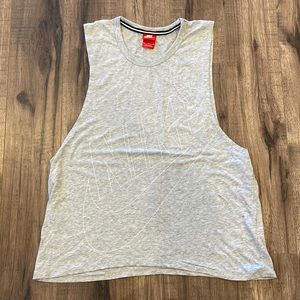 nike muscle tank